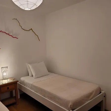 Coloured Studio Apartment *